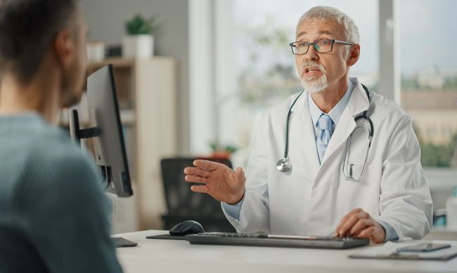 visite loi santé au travail médicale de mi-carrière