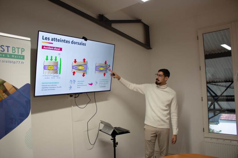 Présentation montrant les zones du corps susceptibles de développer des TMS en raison d'une utilisation prolongée d'écran au travail